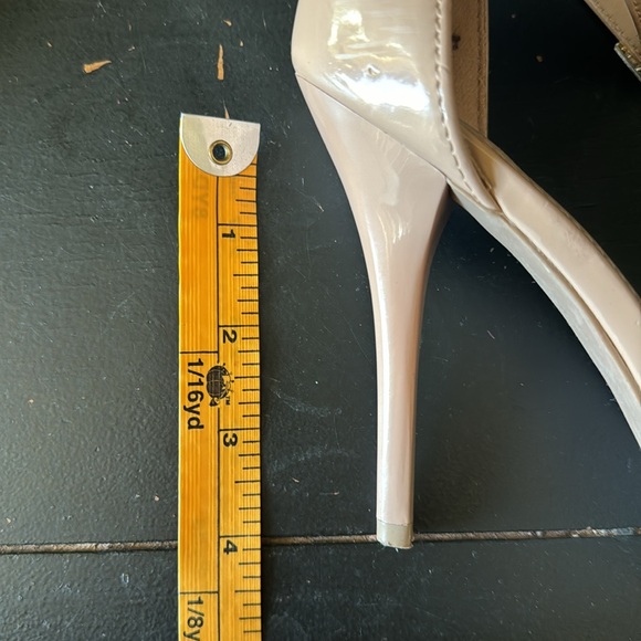 Mossimo Nude Patent Leather Stappy Heels - Picture 6 of 7